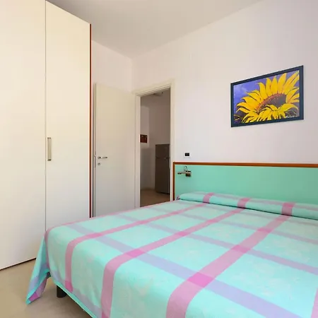 Apartment Cozy Retreat Close To The Centre Lignano Sabbiadoro