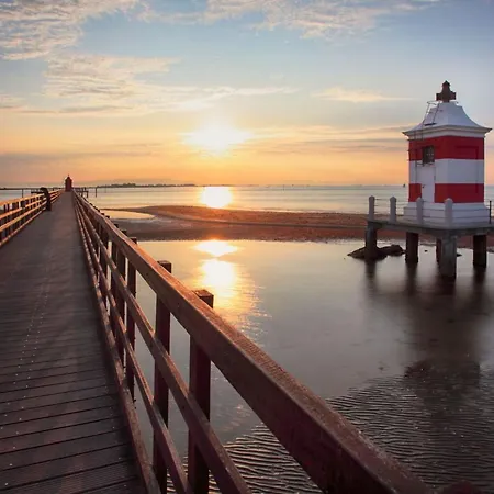 Apartment Cozy Retreat Close To The Centre Lignano Sabbiadoro